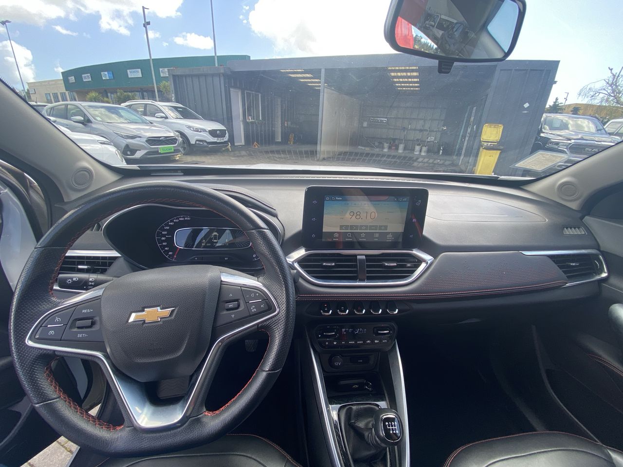 CHEVROLET - 32