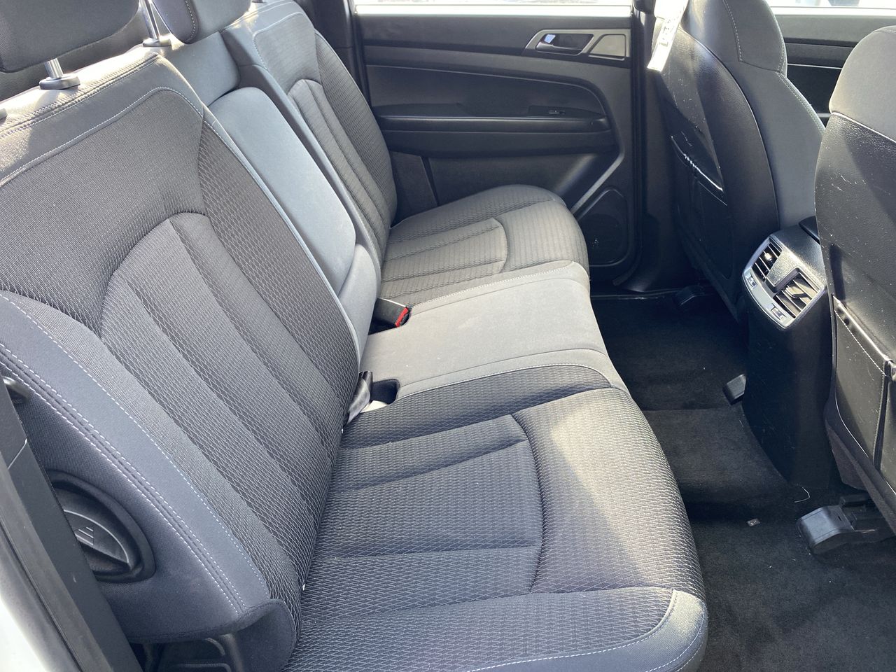 SSANGYONG - 34