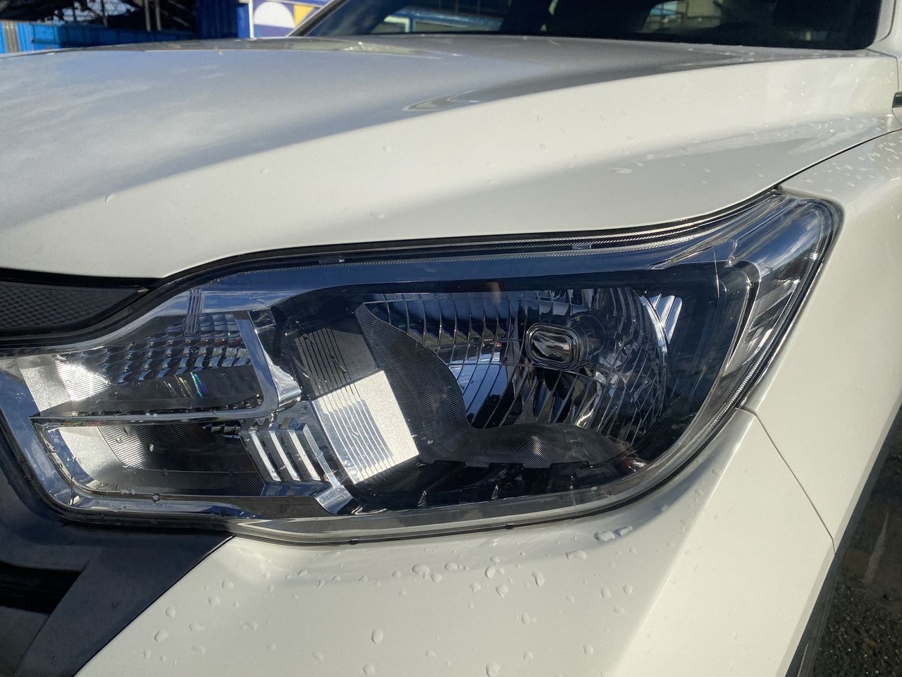 SSANGYONG - 19