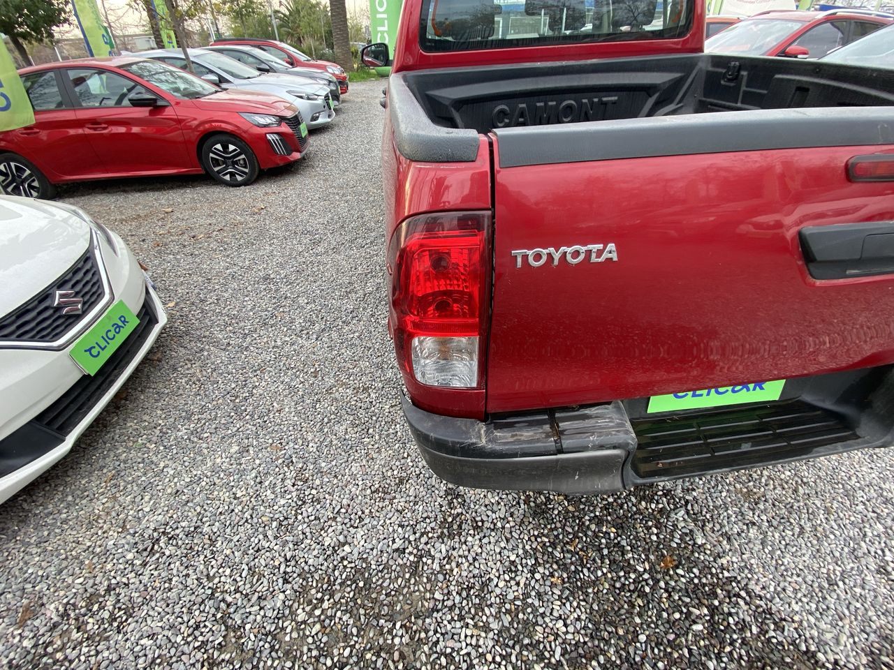 TOYOTA - 20