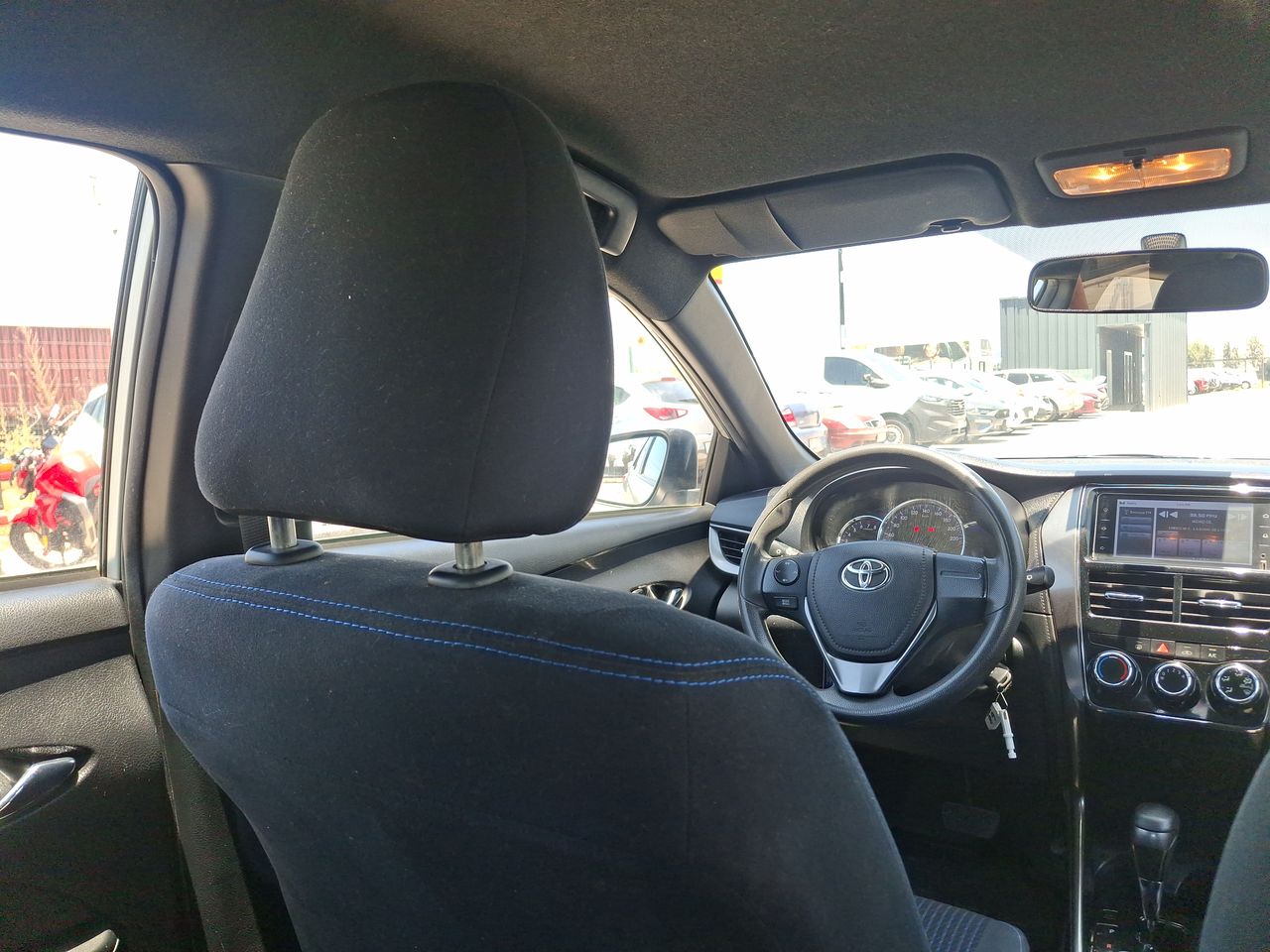 TOYOTA - 16