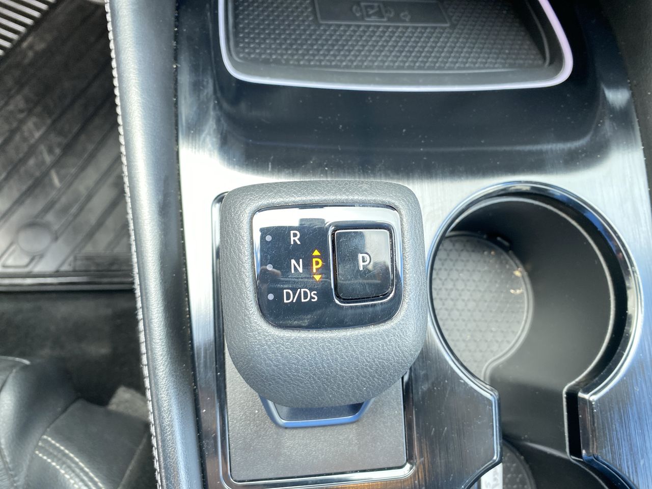 NISSAN - 29