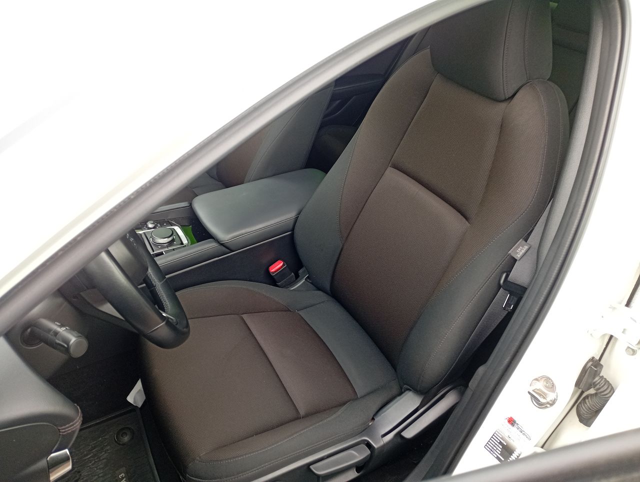 Mazda 3 — foto 10 de 19