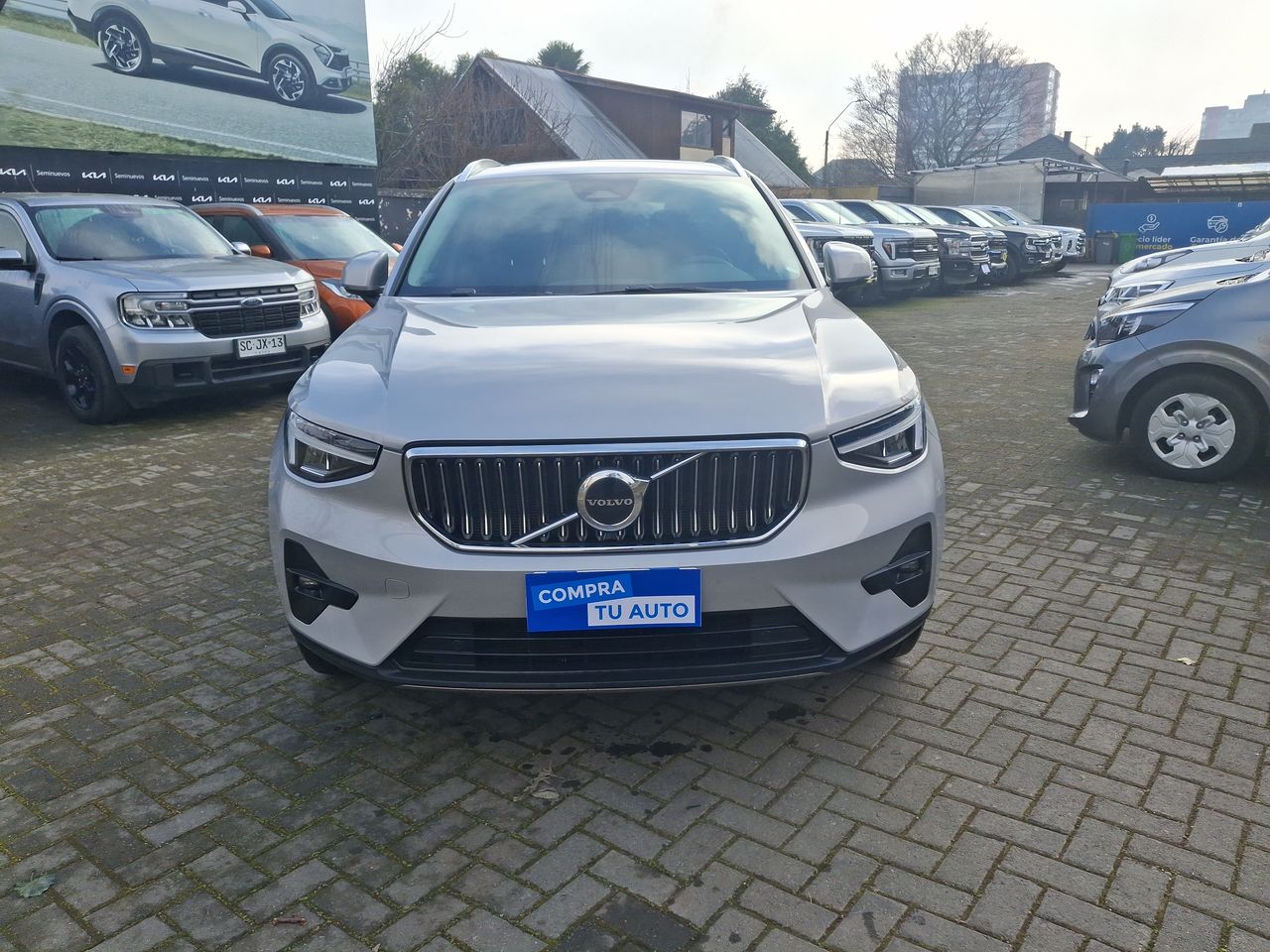 VOLVO - 2