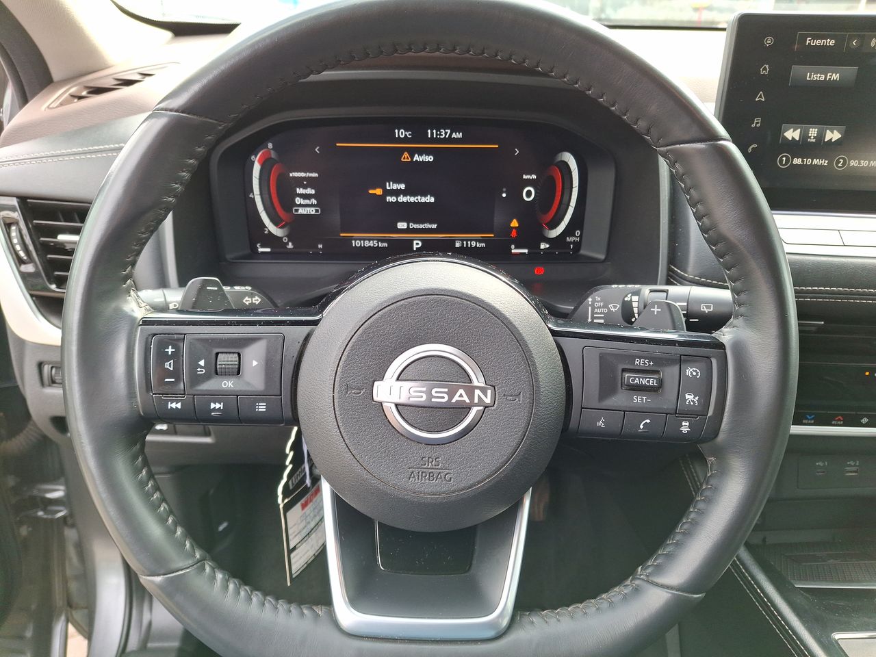 NISSAN - 25
