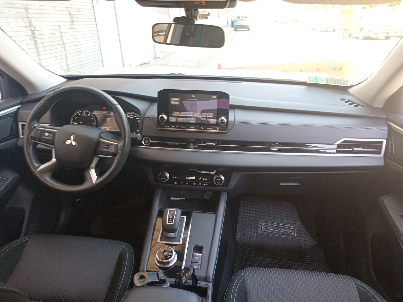 MITSUBISHI - 9