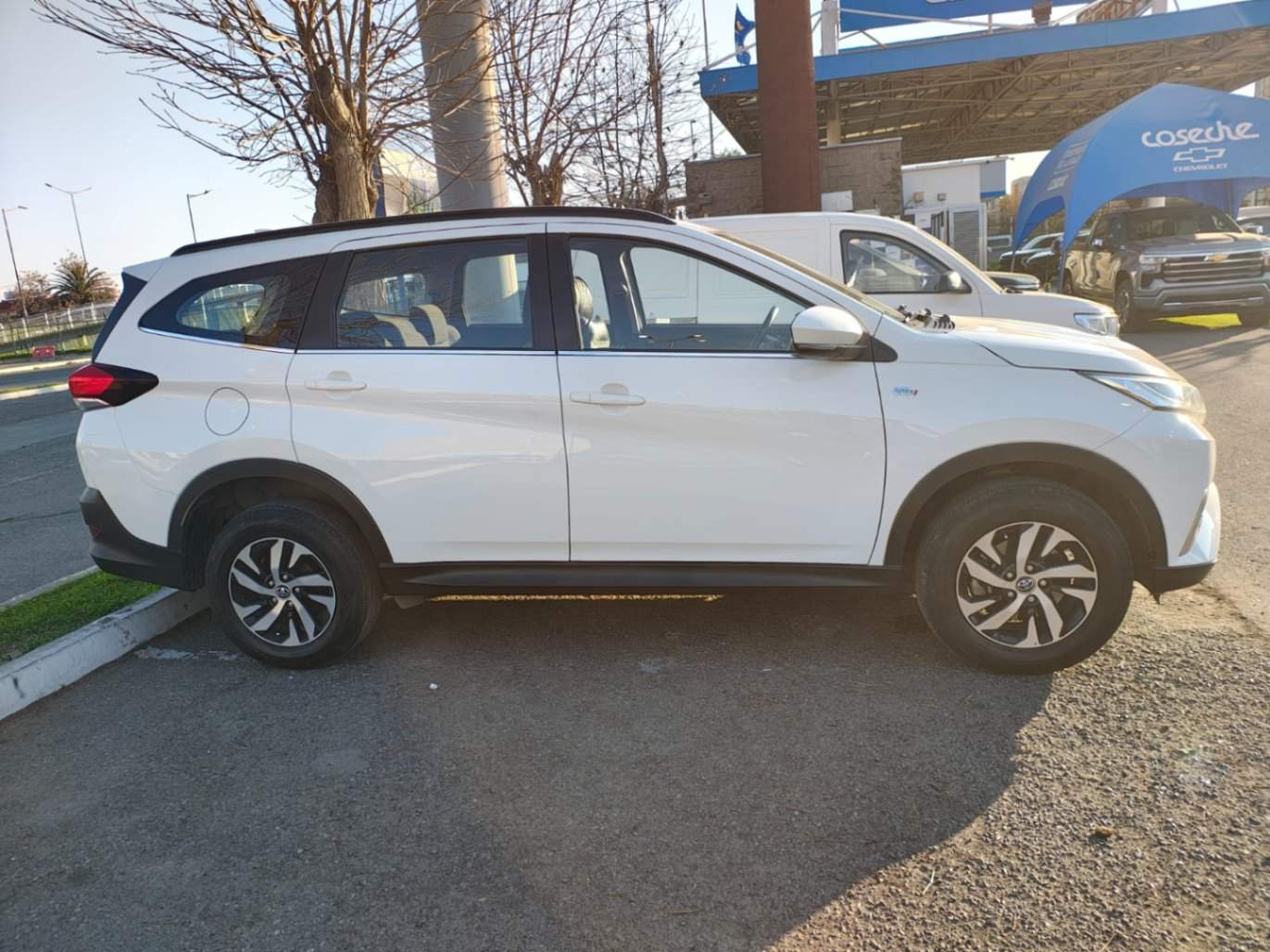 TOYOTA - 3
