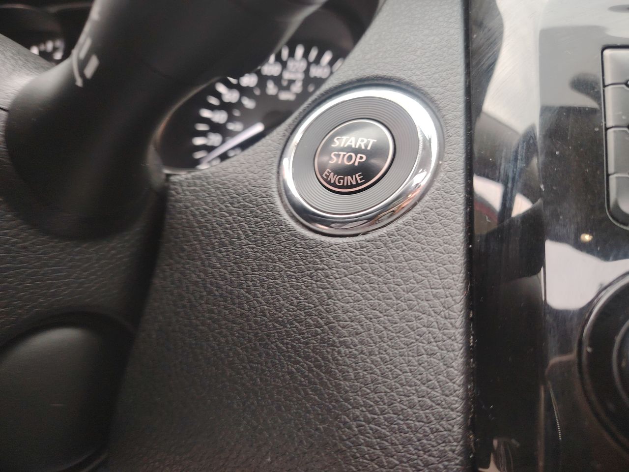 NISSAN - 27