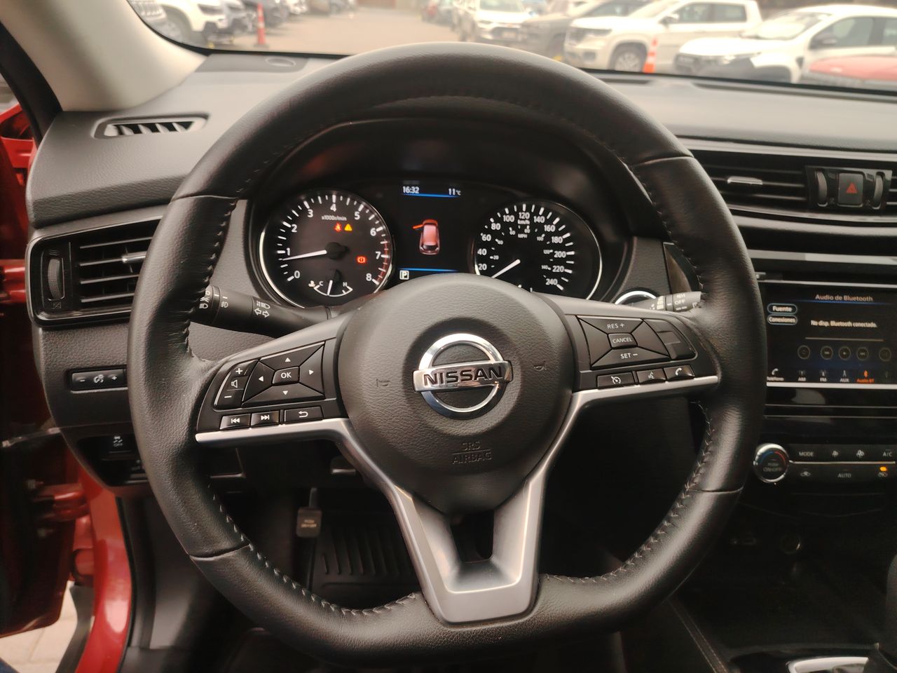 NISSAN - 15