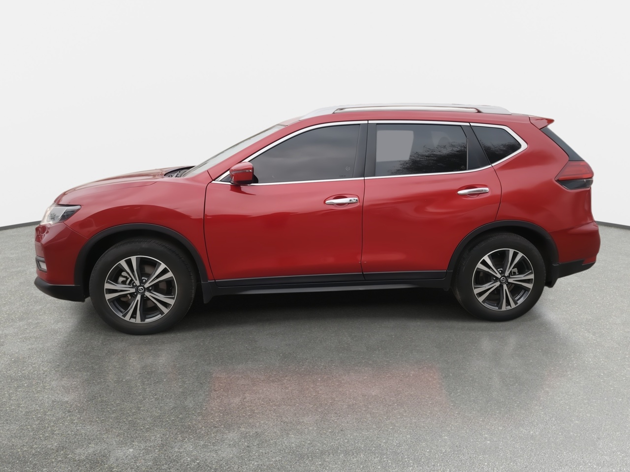 NISSAN - 4