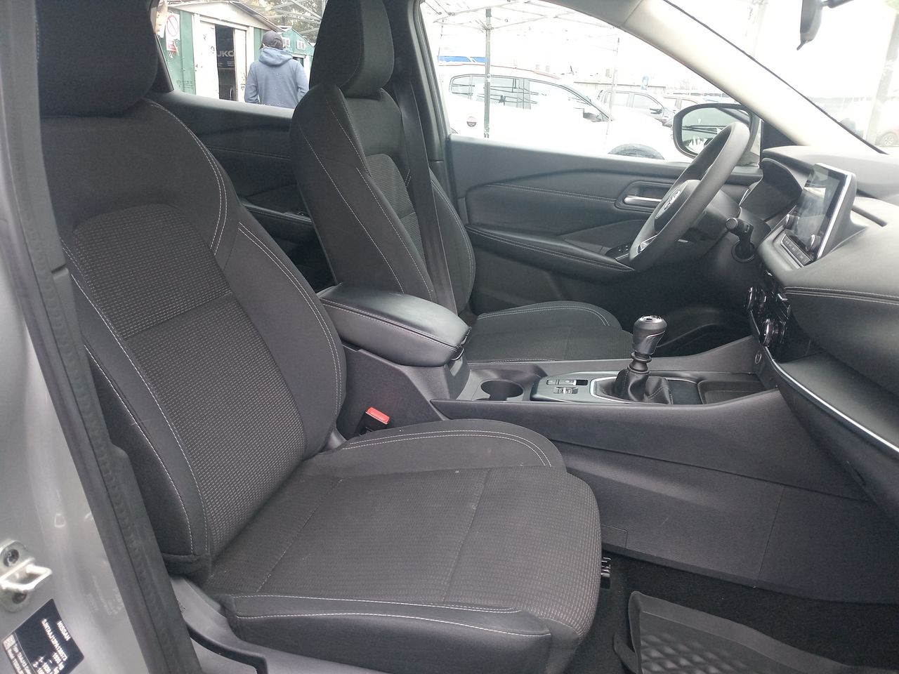 Nissan Qashqai — foto 32 de 34