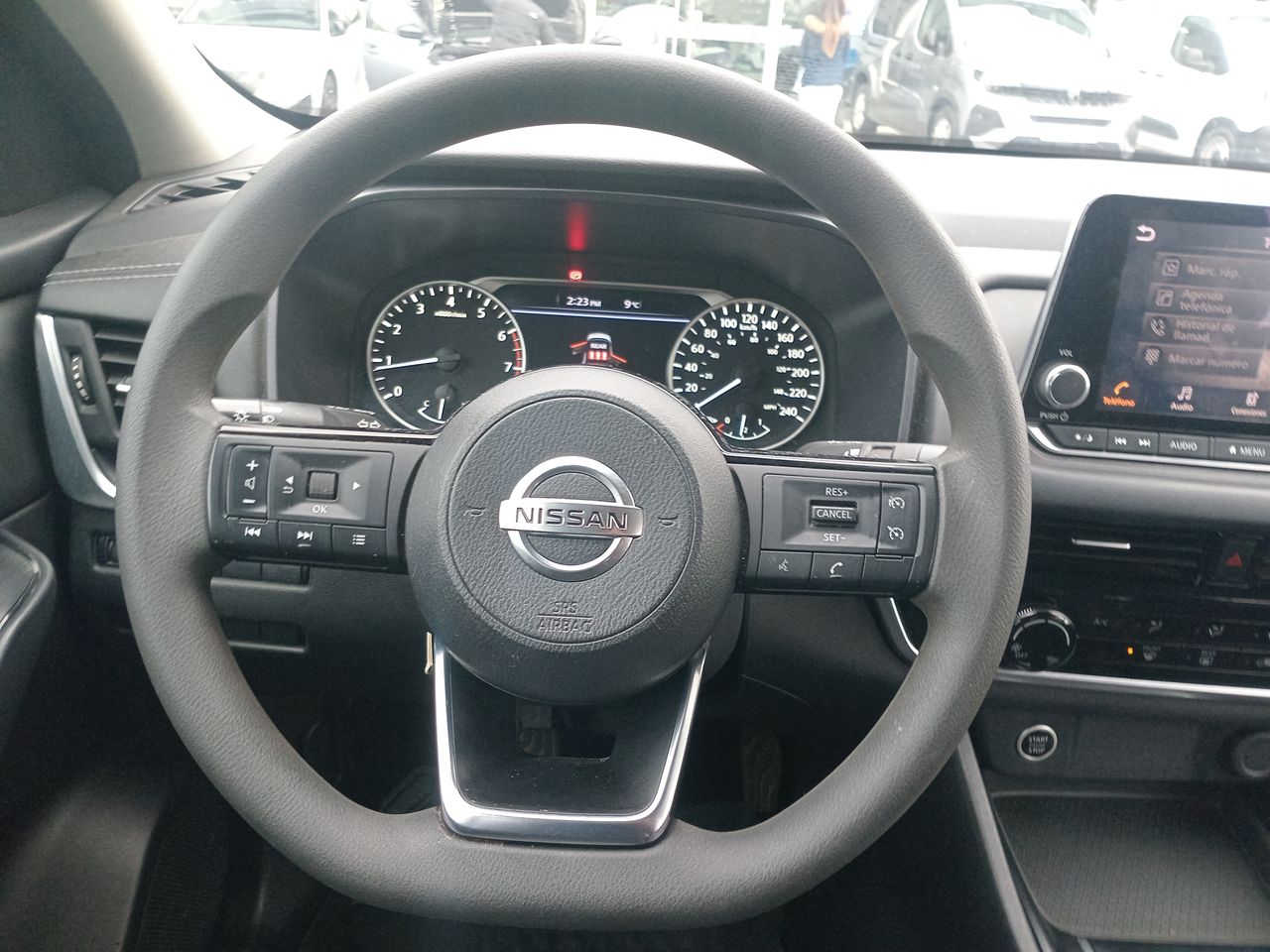 Nissan Qashqai — foto 24 de 34