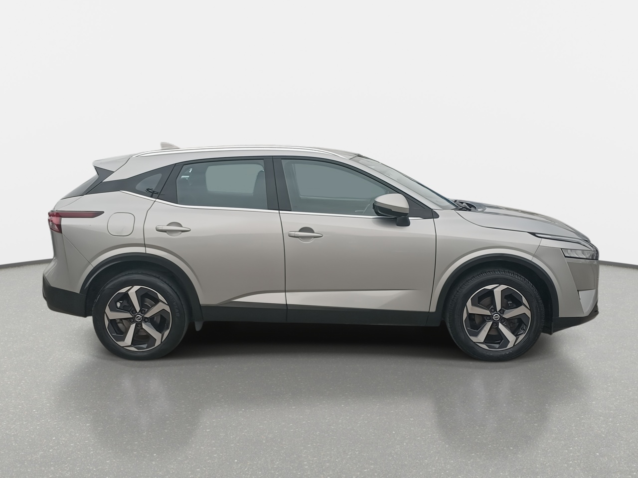 Nissan Qashqai — foto 9 de 34