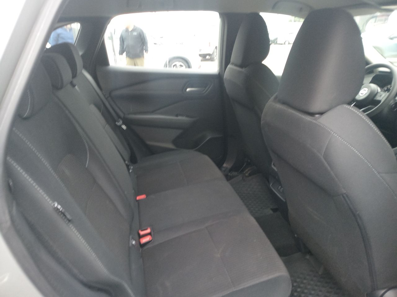 NISSAN - 5