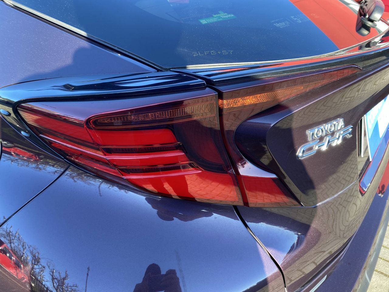 TOYOTA - 20