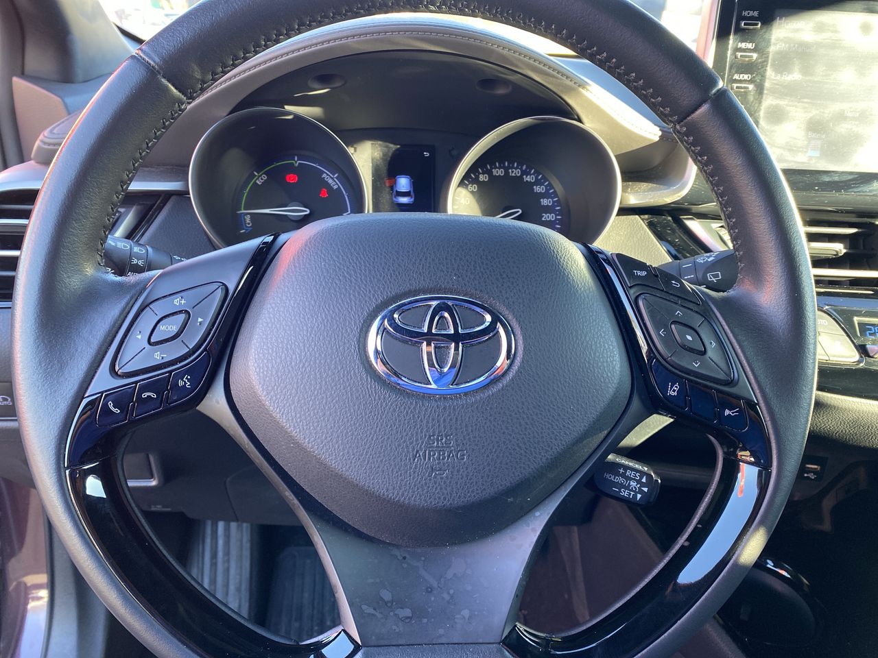TOYOTA - 25