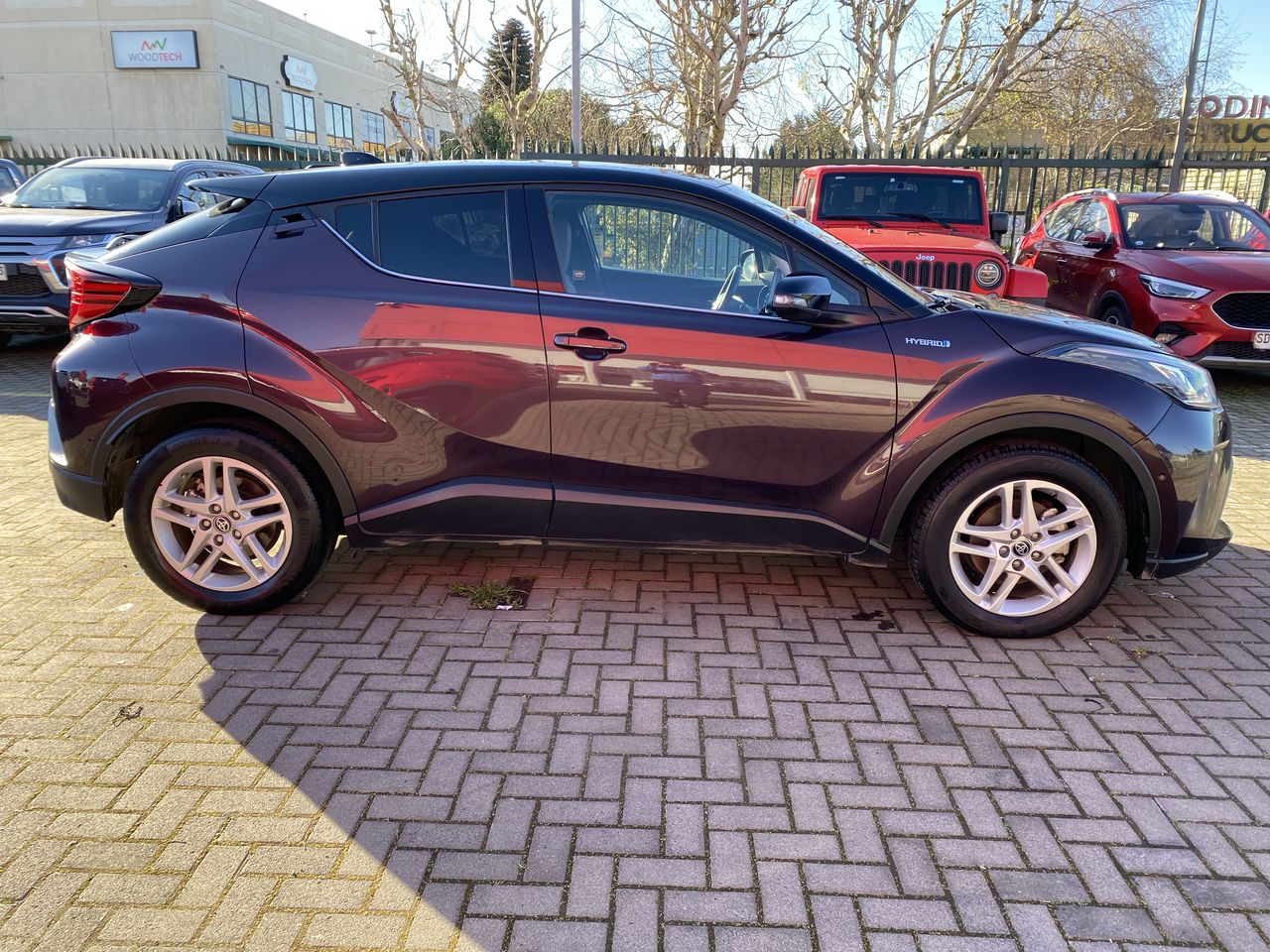TOYOTA - 8
