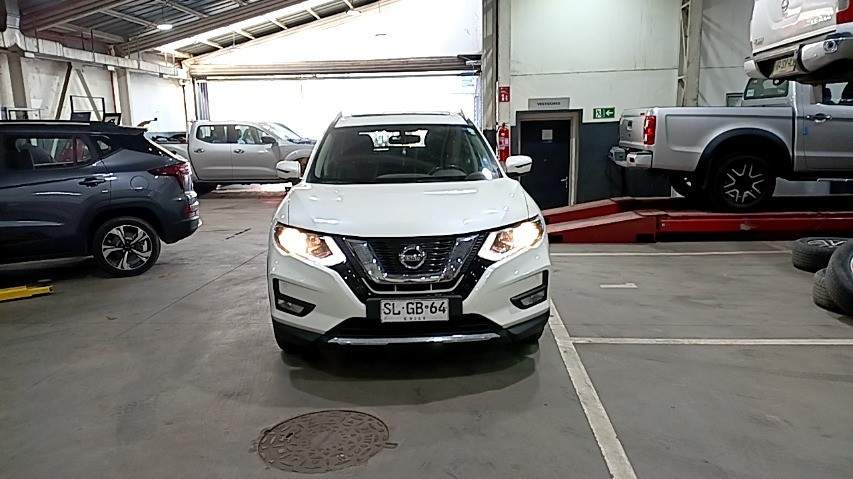 NISSAN - 2