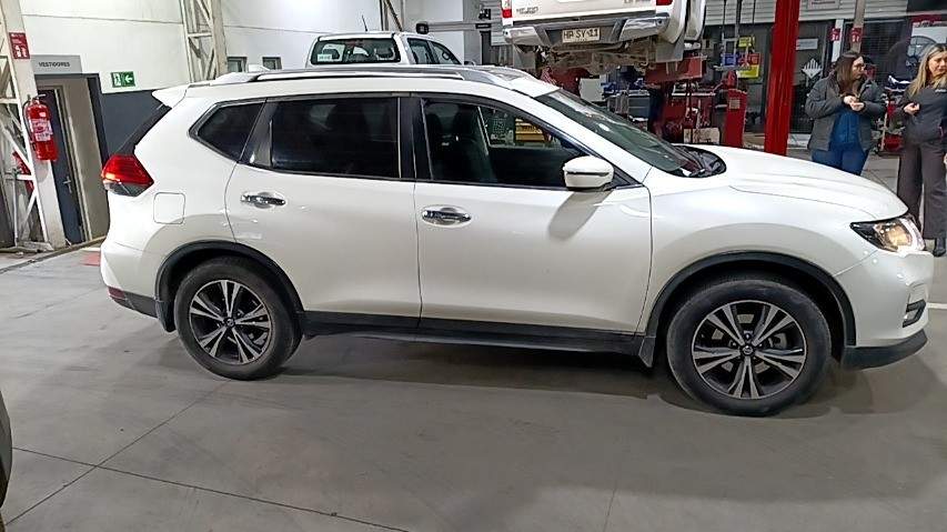 NISSAN - 3
