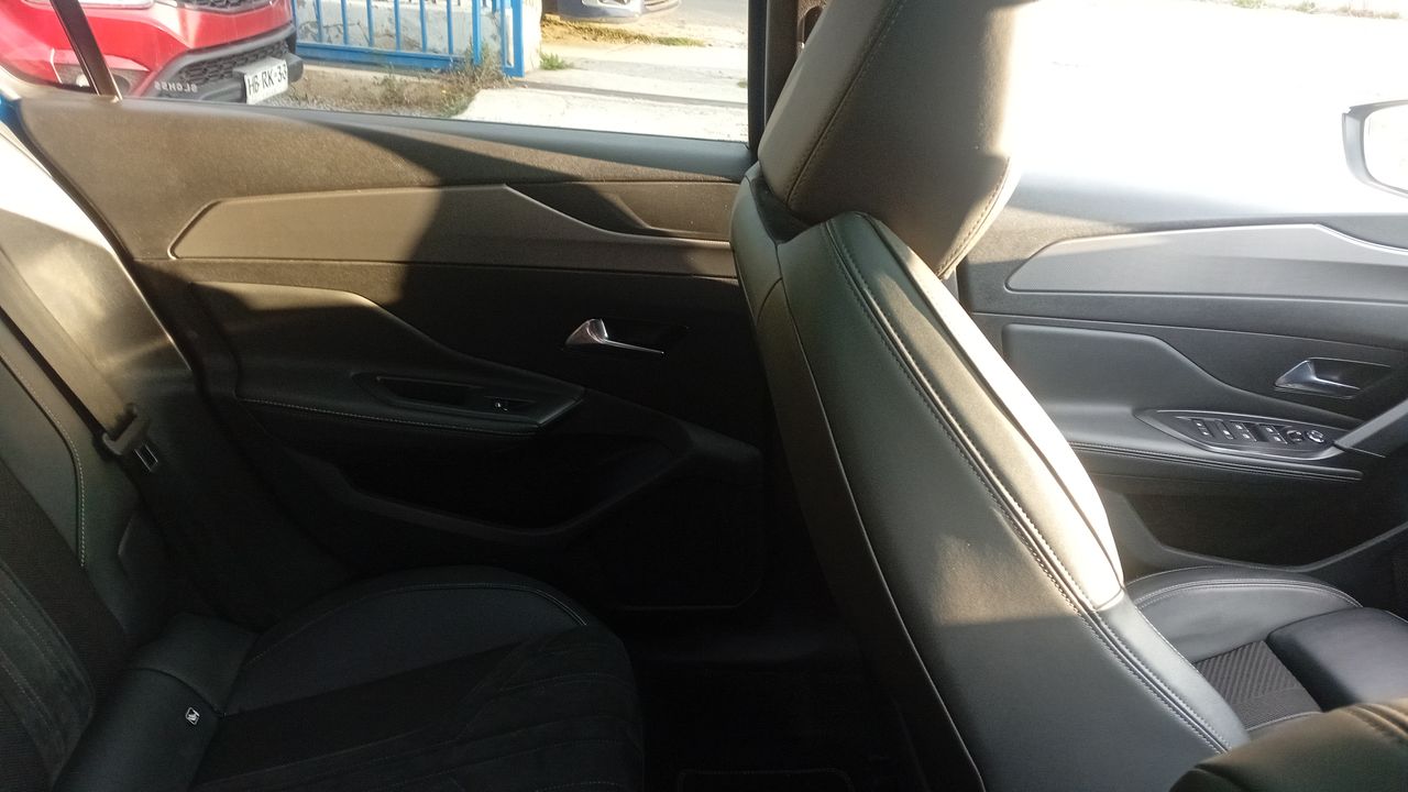 PEUGEOT - 7