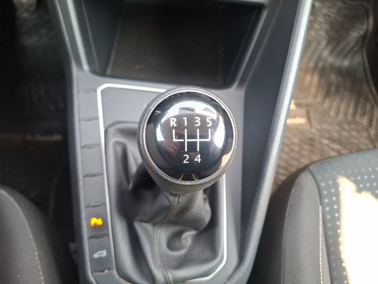 Volkswagen Polo — foto 19 de 20