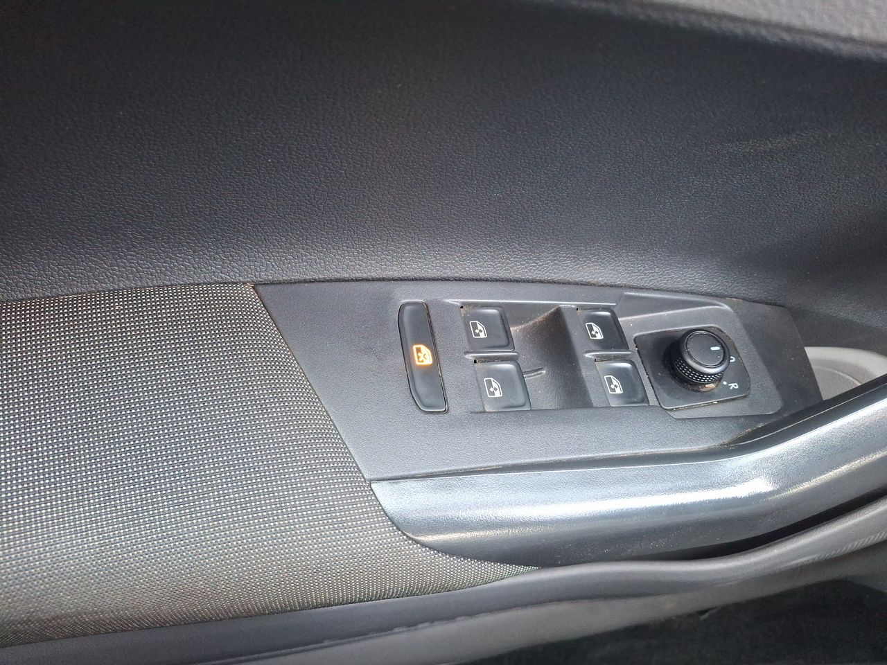 Volkswagen Polo — foto 13 de 20