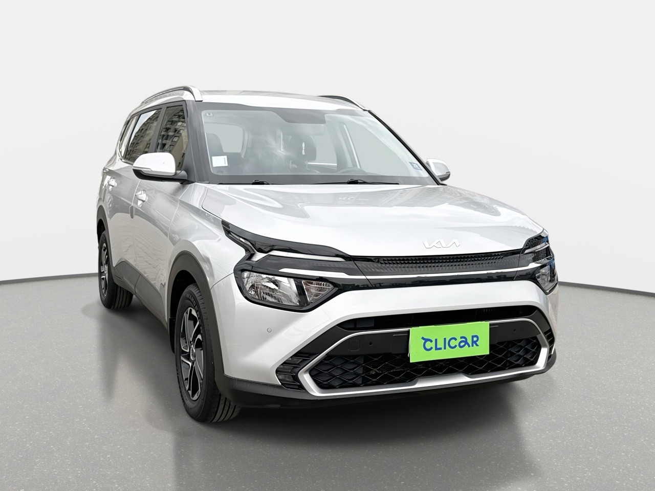 KIA Carens — foto 1 de 26