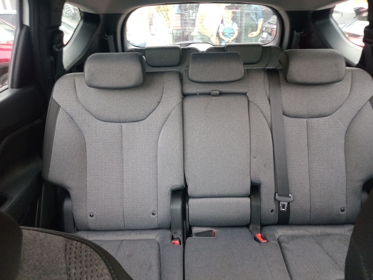 HYUNDAI - 4