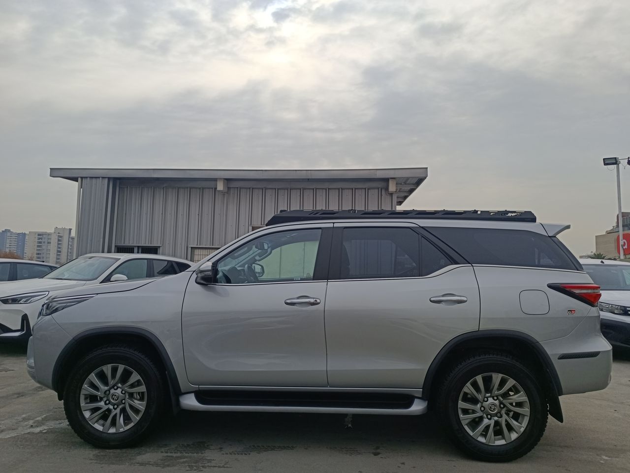 TOYOTA - 4