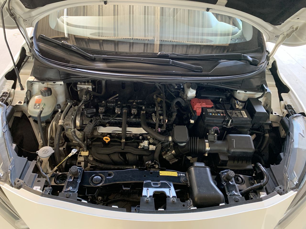 NISSAN - 18