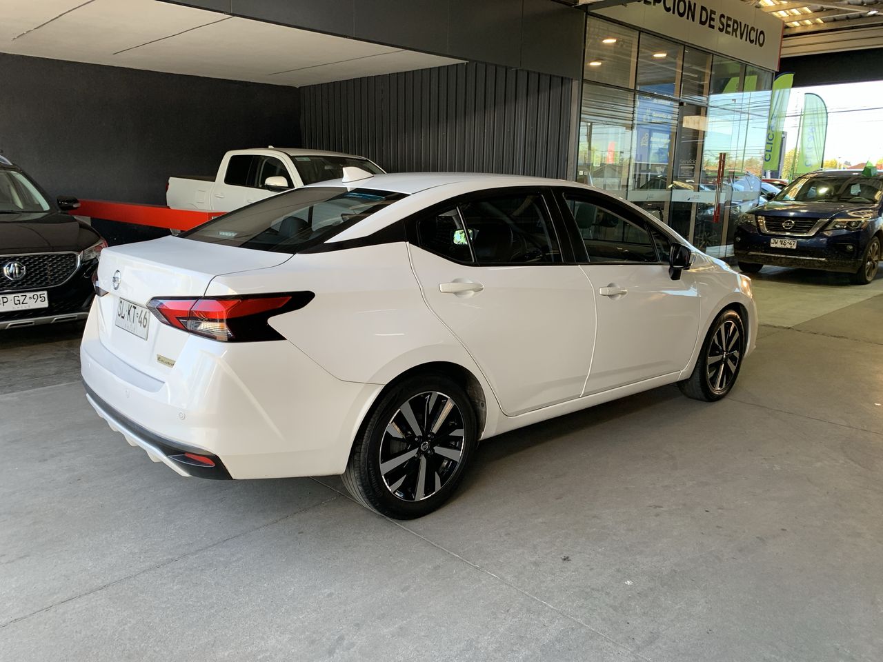 NISSAN - 2