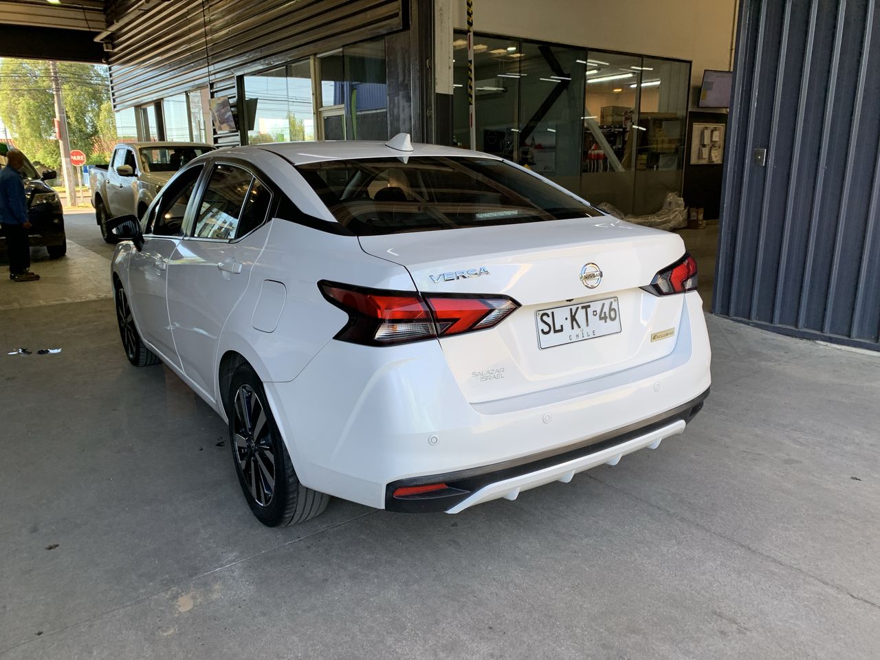 NISSAN - 8