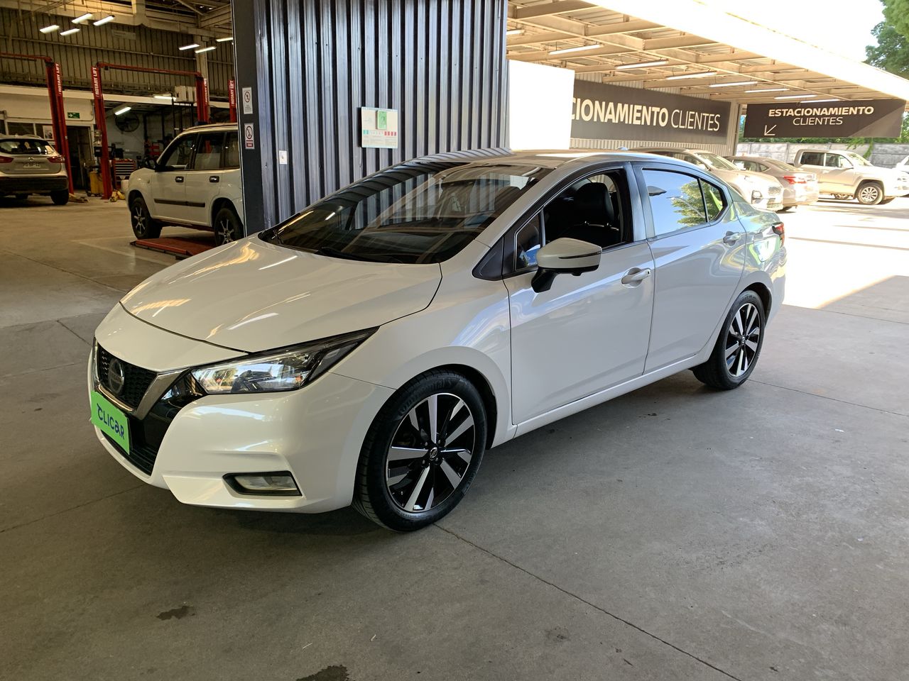 NISSAN - 6