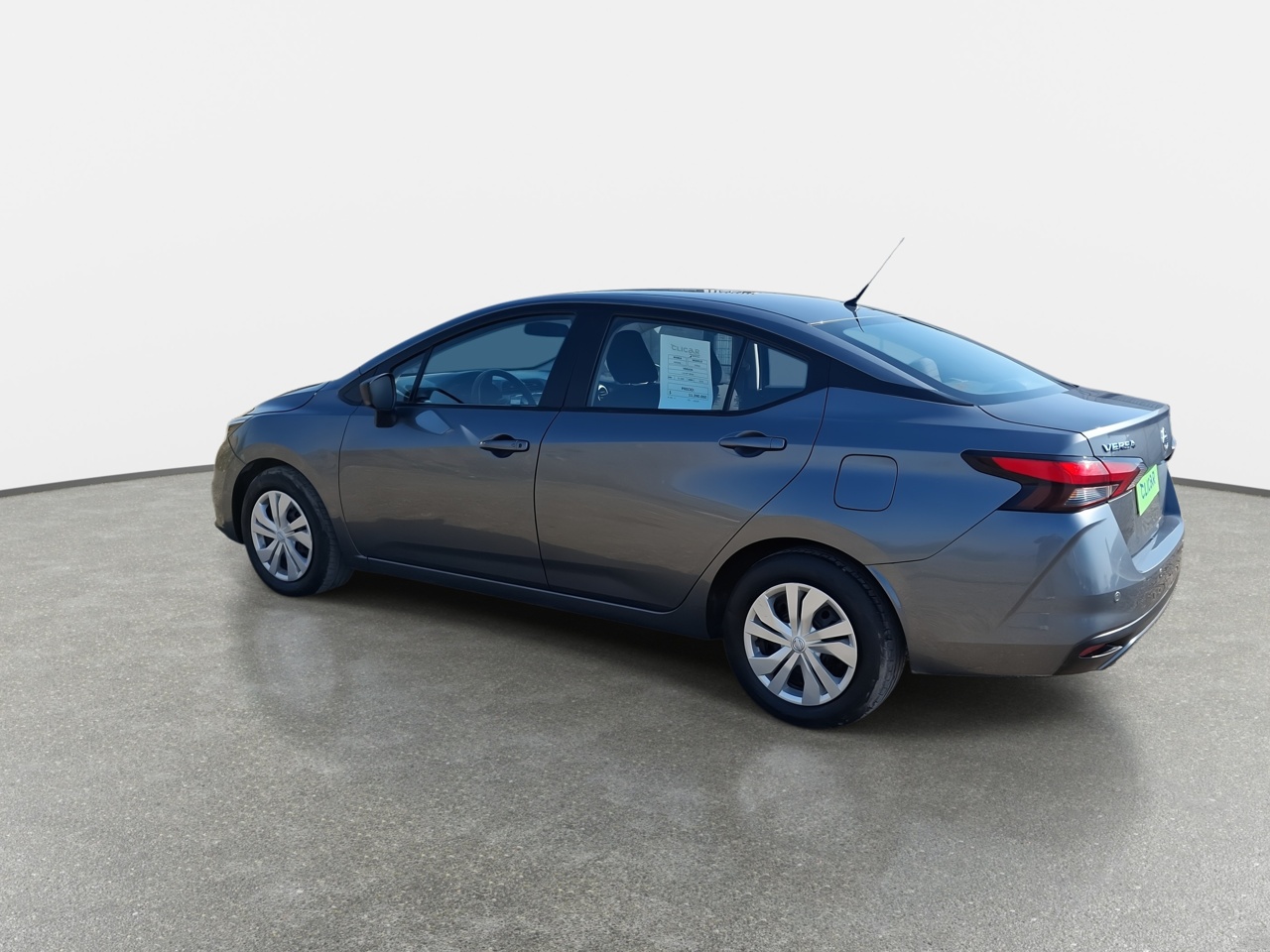NISSAN - 5