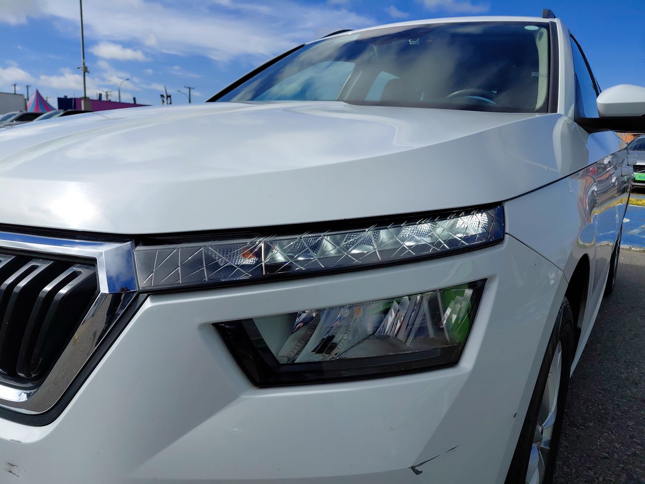 Škoda Kamiq — foto 10 de 23