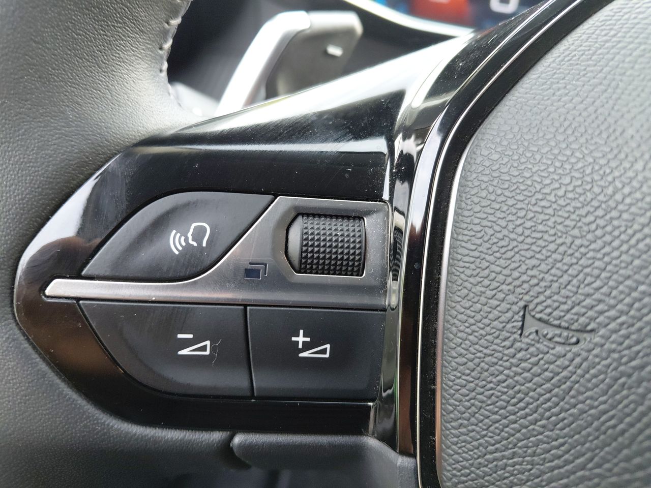 PEUGEOT - 24