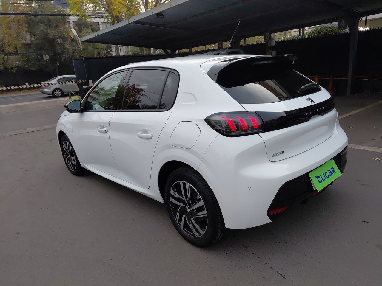 PEUGEOT - 5
