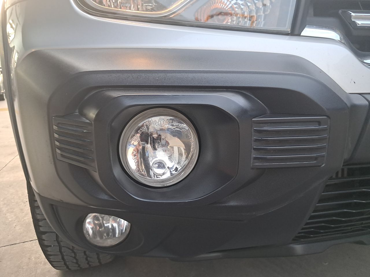RENAULT - 19