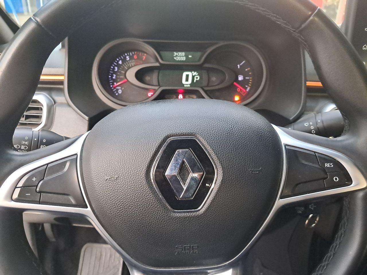RENAULT - 24