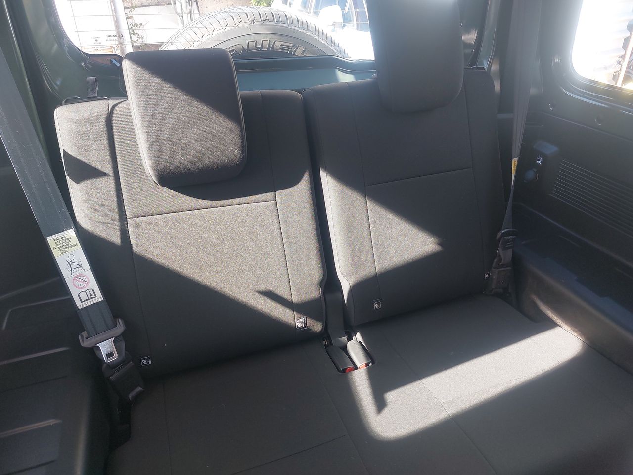 Suzuki Jimny — foto 26 de 27