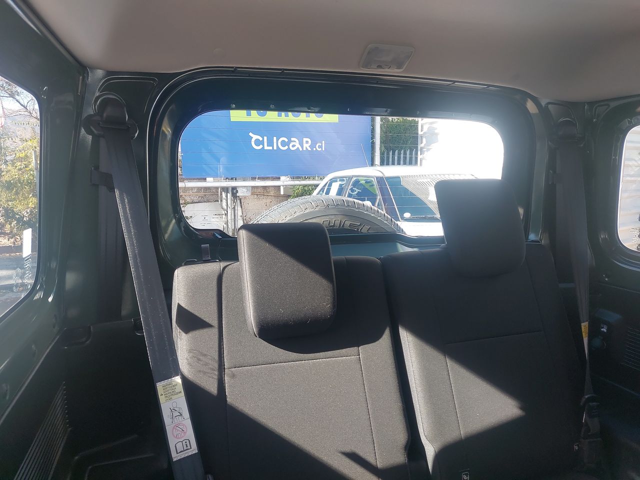 Suzuki Jimny — foto 27 de 27