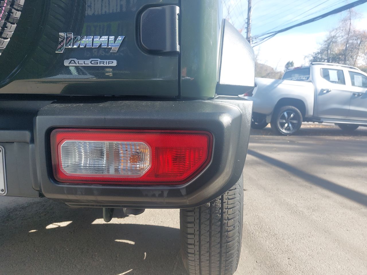 Suzuki Jimny — foto 12 de 27