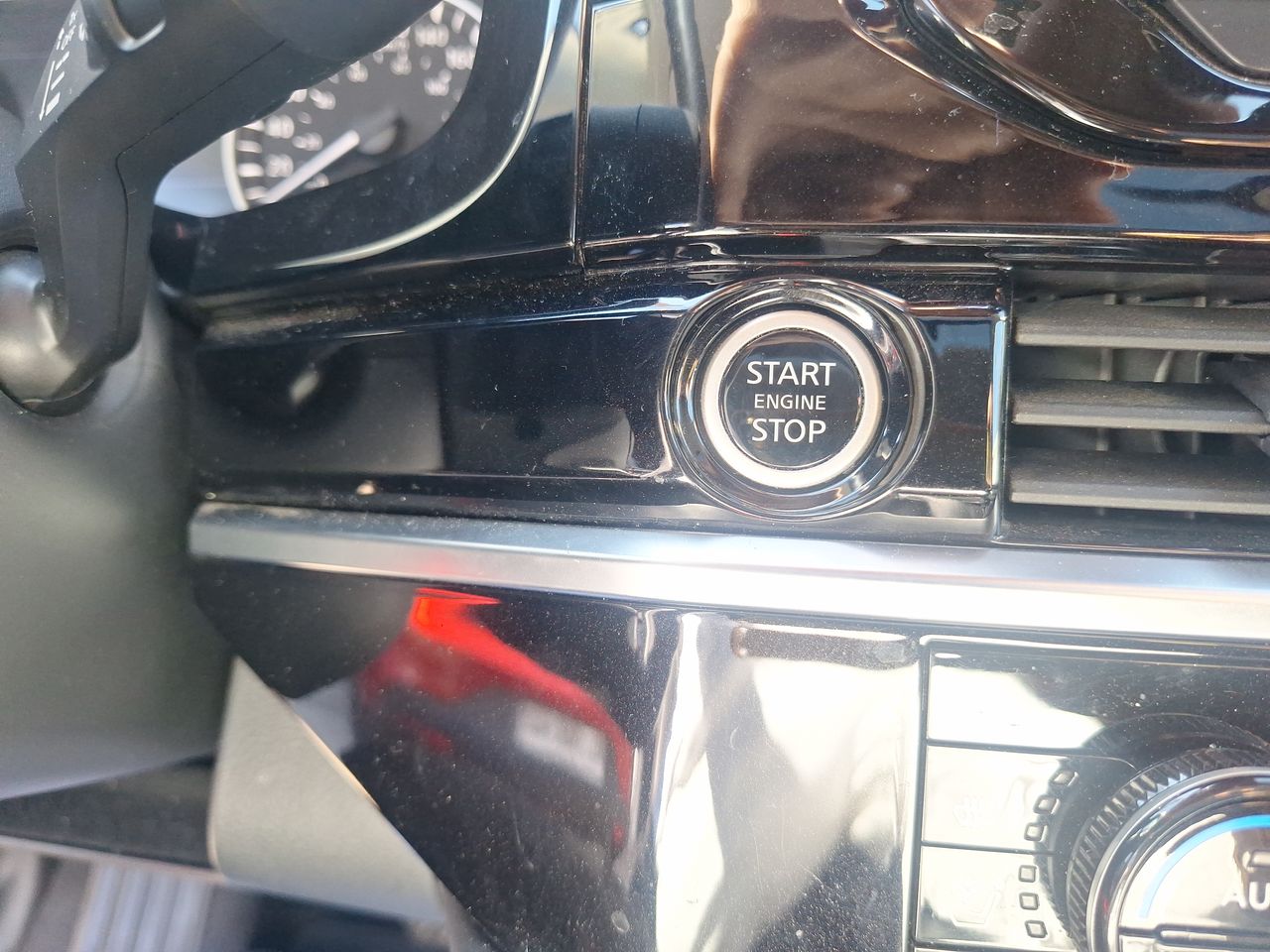 NISSAN - 31