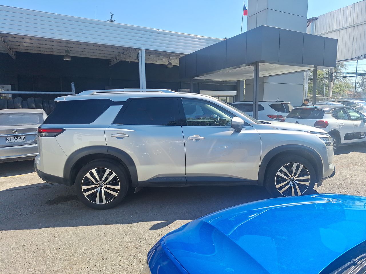 NISSAN - 7