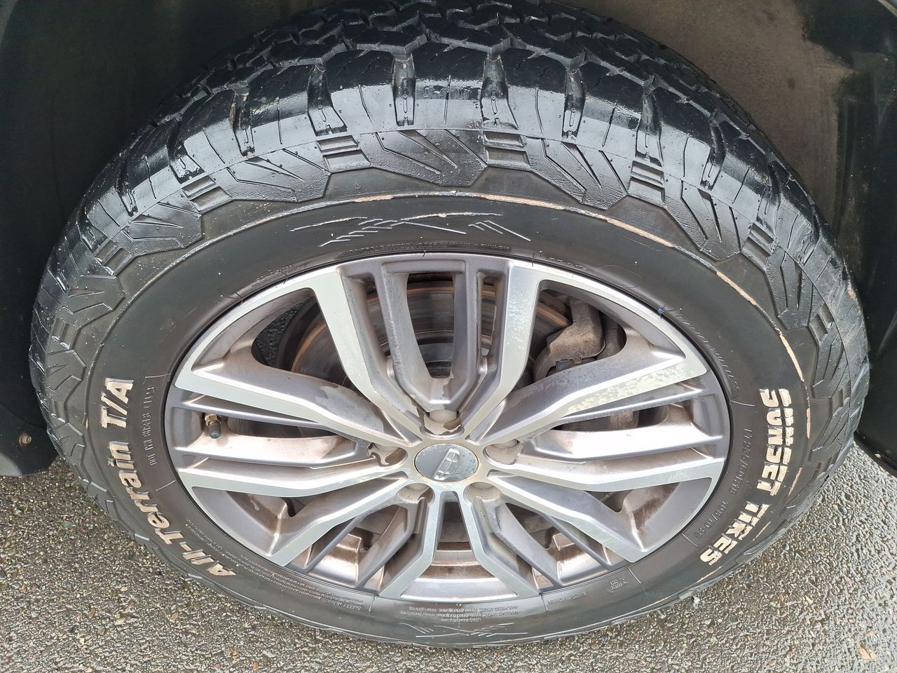 Geely Azkarra — foto 10 de 27