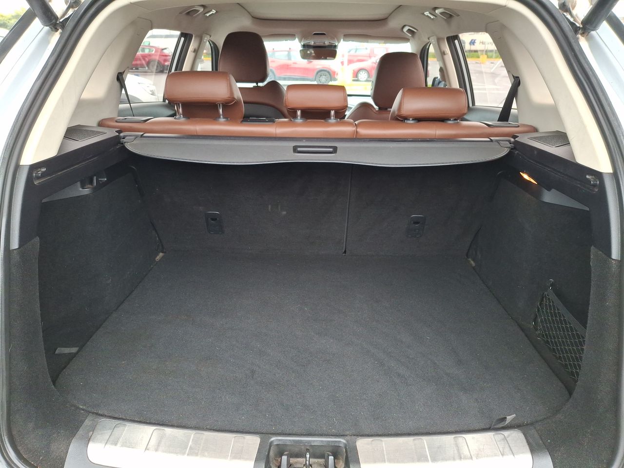 Geely Azkarra — foto 13 de 27