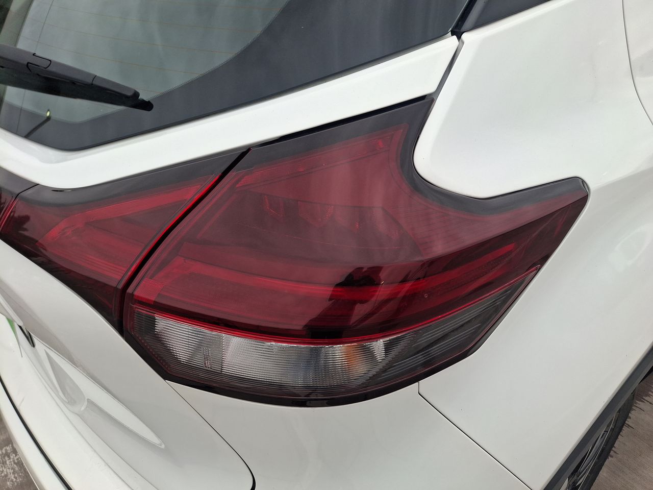 NISSAN - 19
