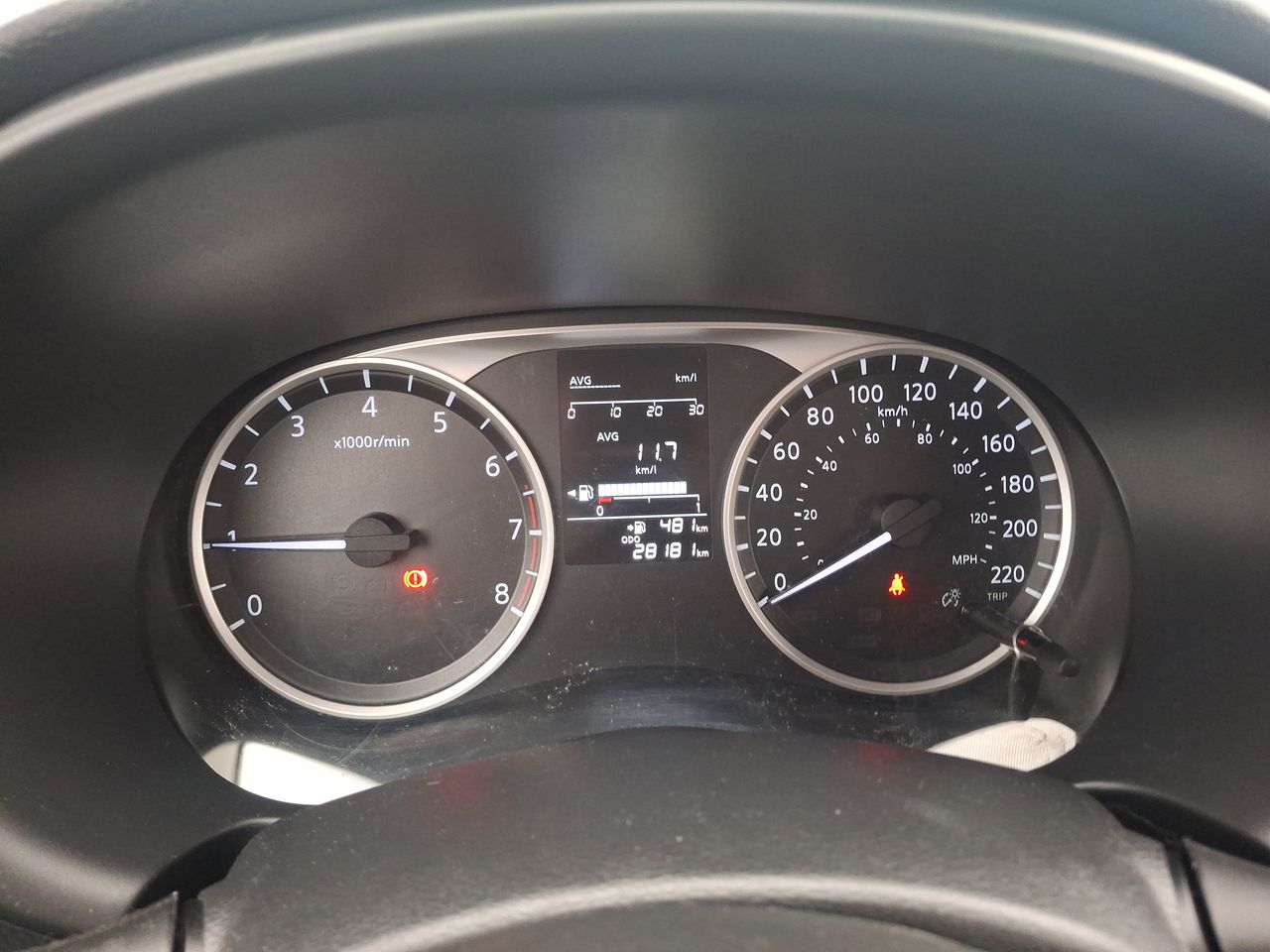 NISSAN - 24