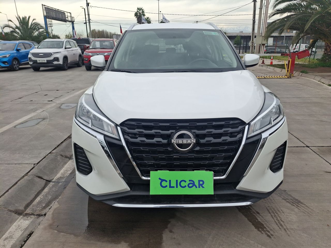 NISSAN - 2