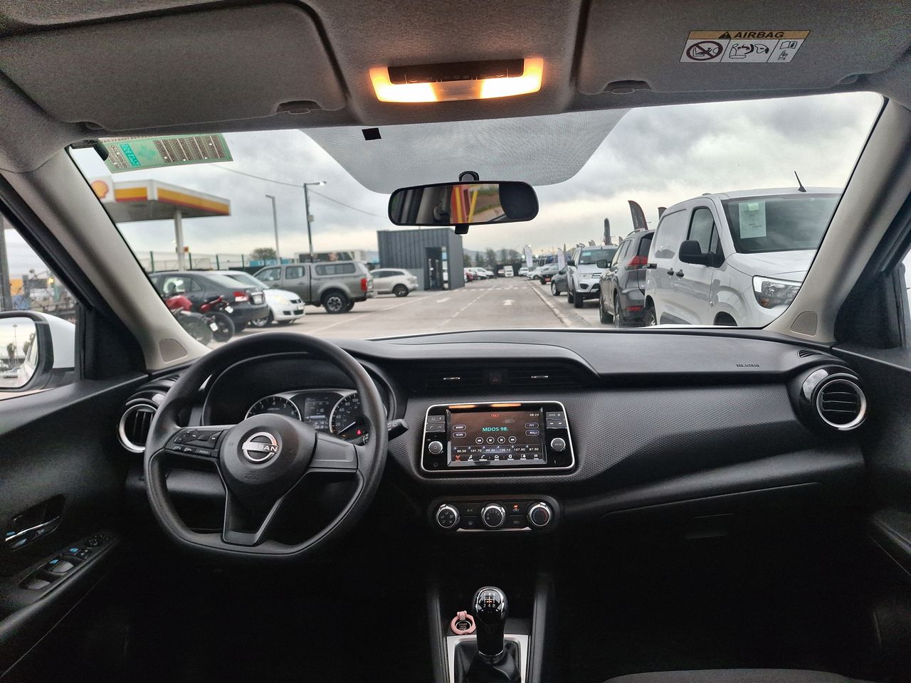 NISSAN - 9